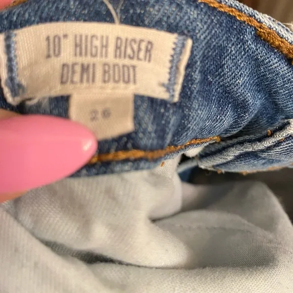 Madewell 10” High Riser Demi Boot Frayed Hem Jeans - Picture 14 of 16